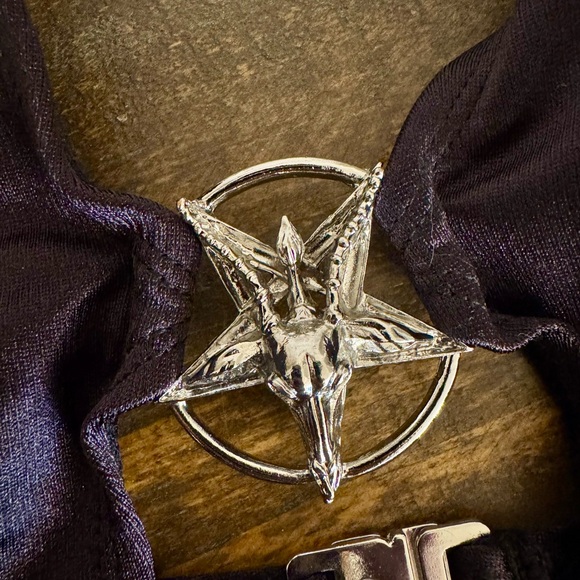 Killstar bodysuit, worn once, just fits too big for me - Picture 4 of 4